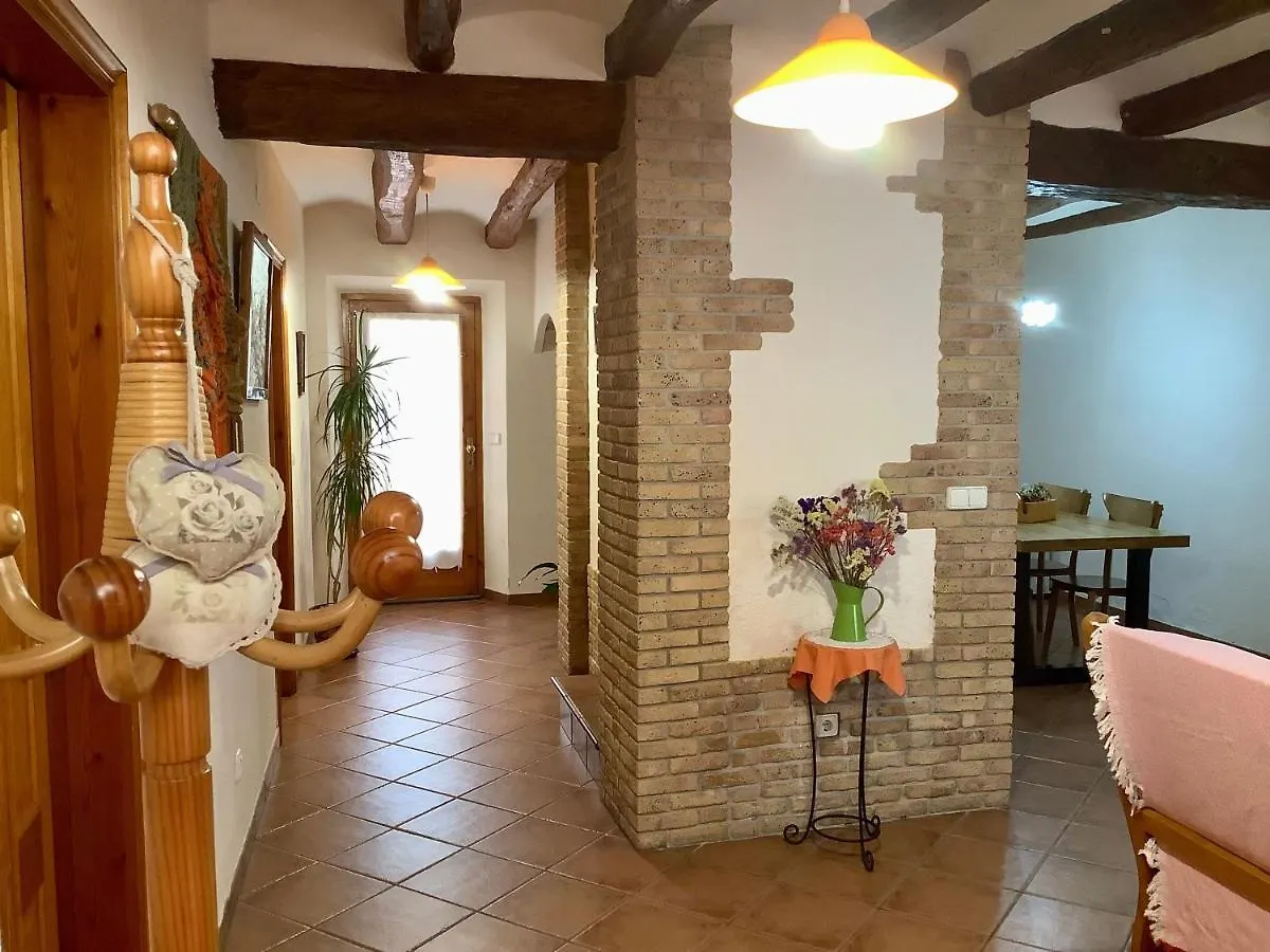 Casa Rural Cal Drac Guest House Puigdalba